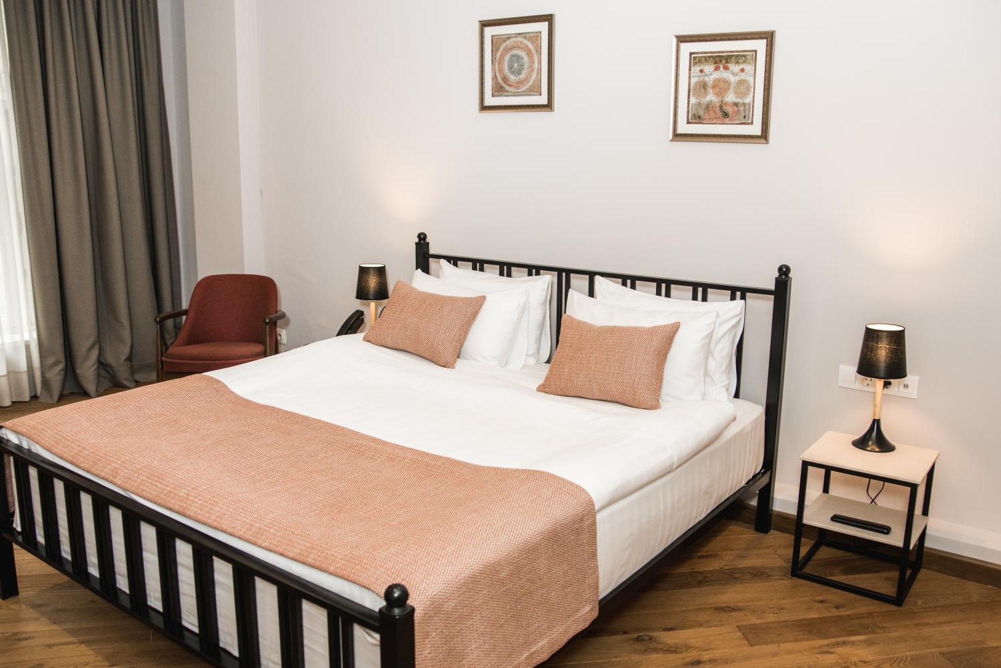 Makmani Boutique Hotel By Dnt Group Tbilissi Extérieur photo