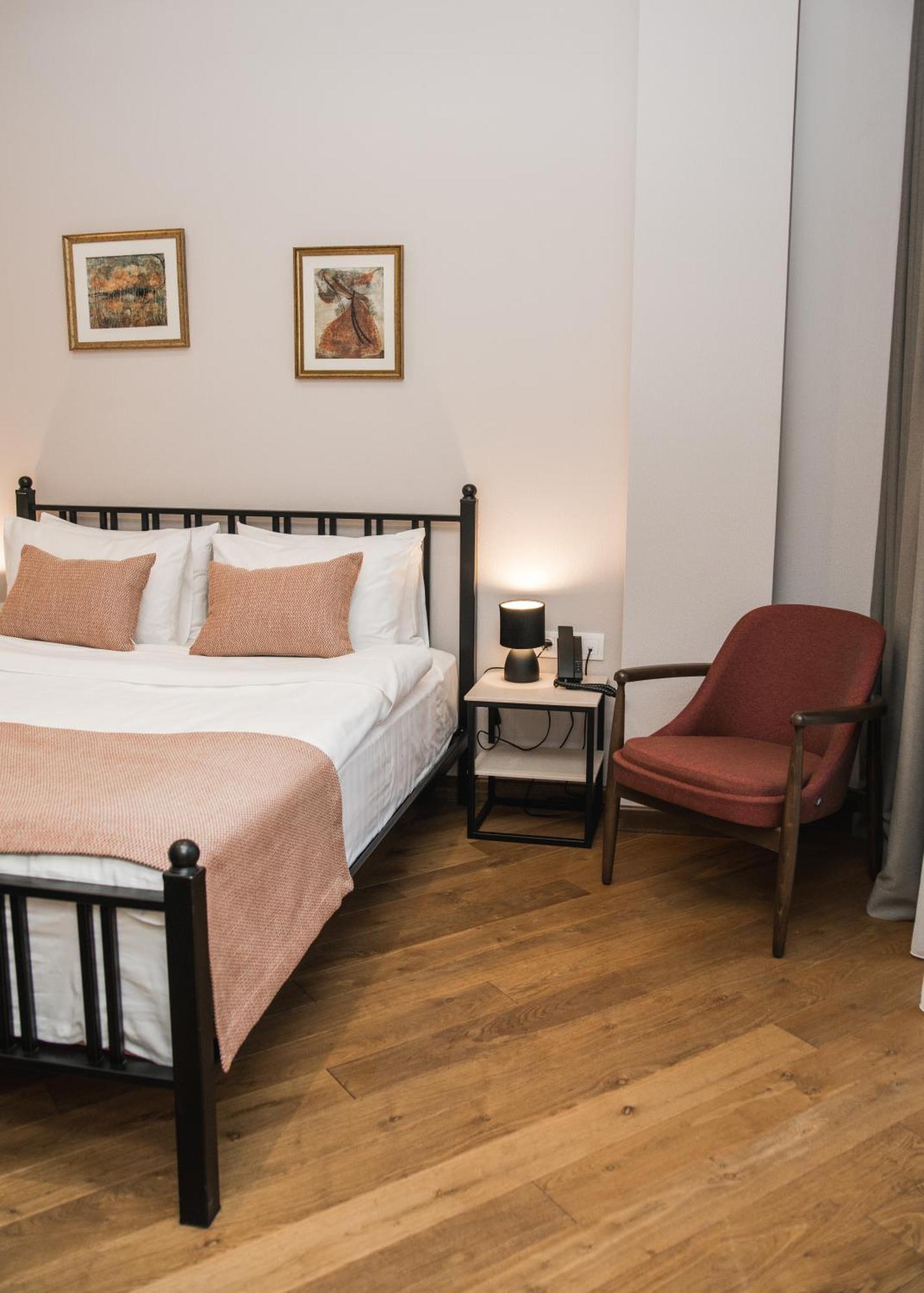 Makmani Boutique Hotel By Dnt Group Tbilissi Extérieur photo